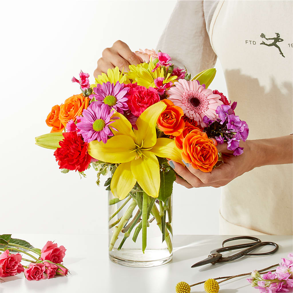 Cue the Confetti - A Florist Original – DAISY'S FLOWER SHOP, Hemet CA