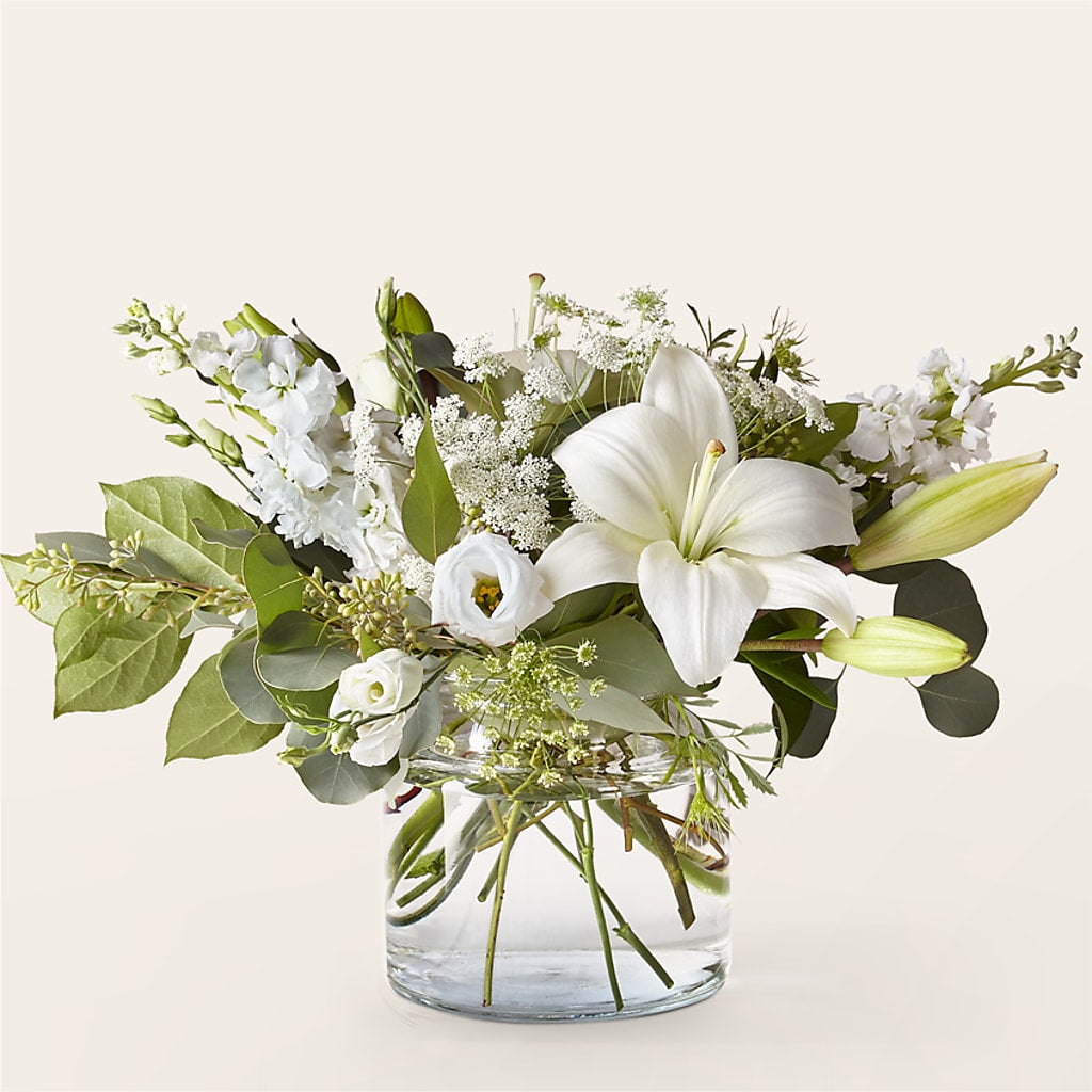 Alluring Elegance Bouquet – DAISY'S FLOWER SHOP, Hemet CA