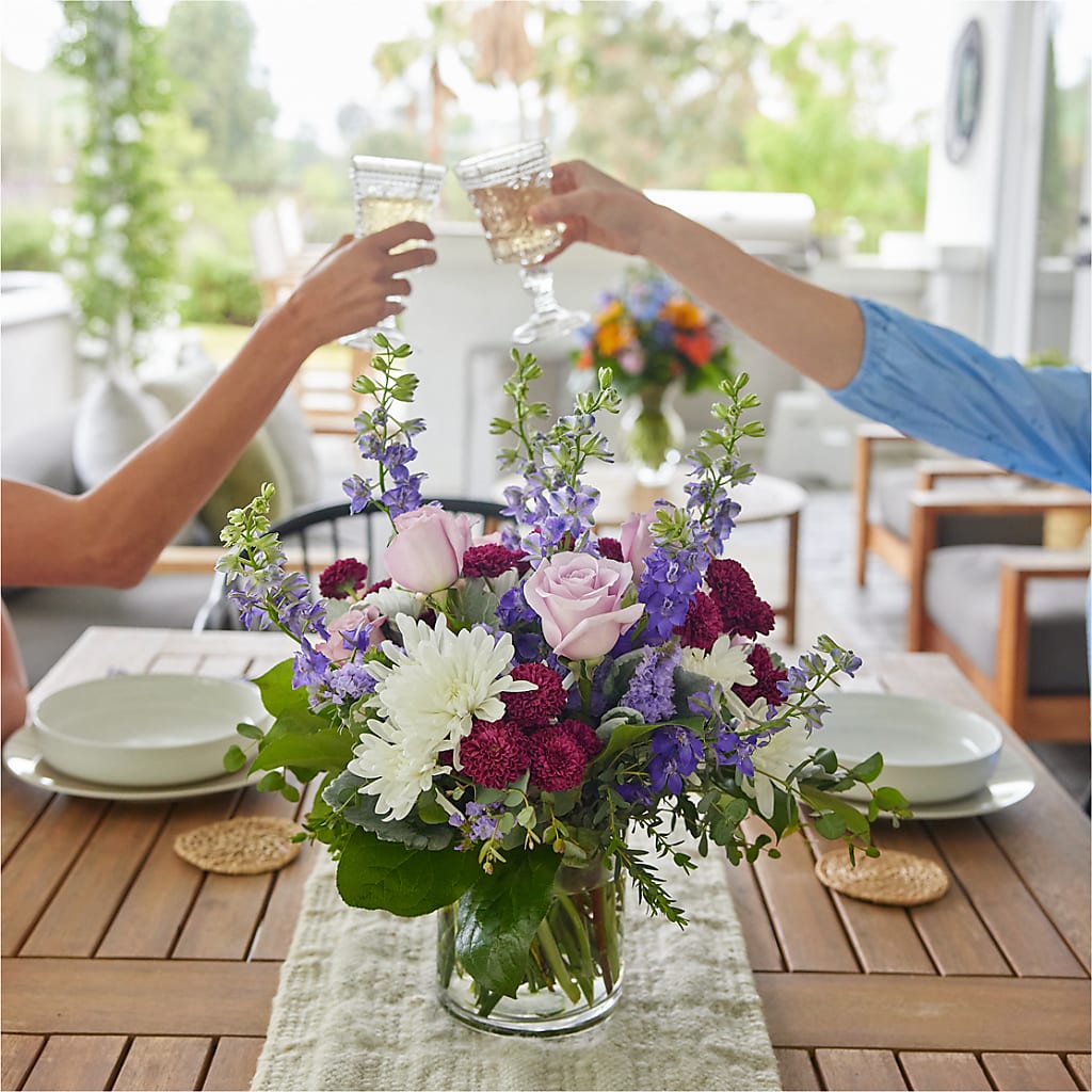 Violet Frost Bouquet – DAISY'S FLOWER SHOP, Hemet CA