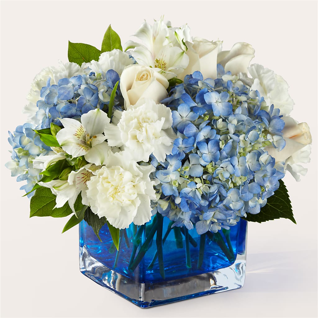 Soothing Waters Bouquet – DAISY'S FLOWER SHOP, Hemet CA