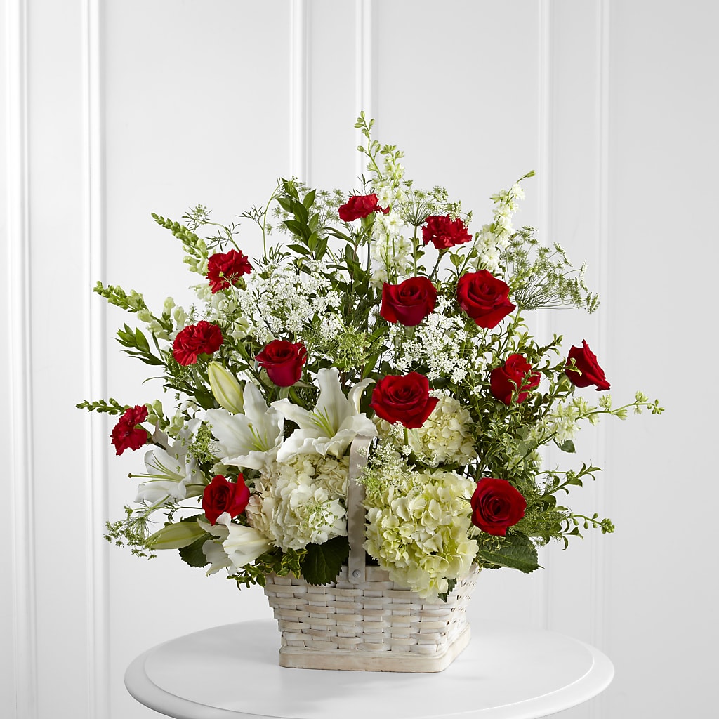 In Loving Memory Arrangement – DAISY'S FLOWER SHOP, Hemet CA