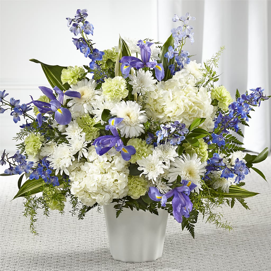Soft Serenity Floor Basket – DAISY'S FLOWER SHOP, Hemet CA
