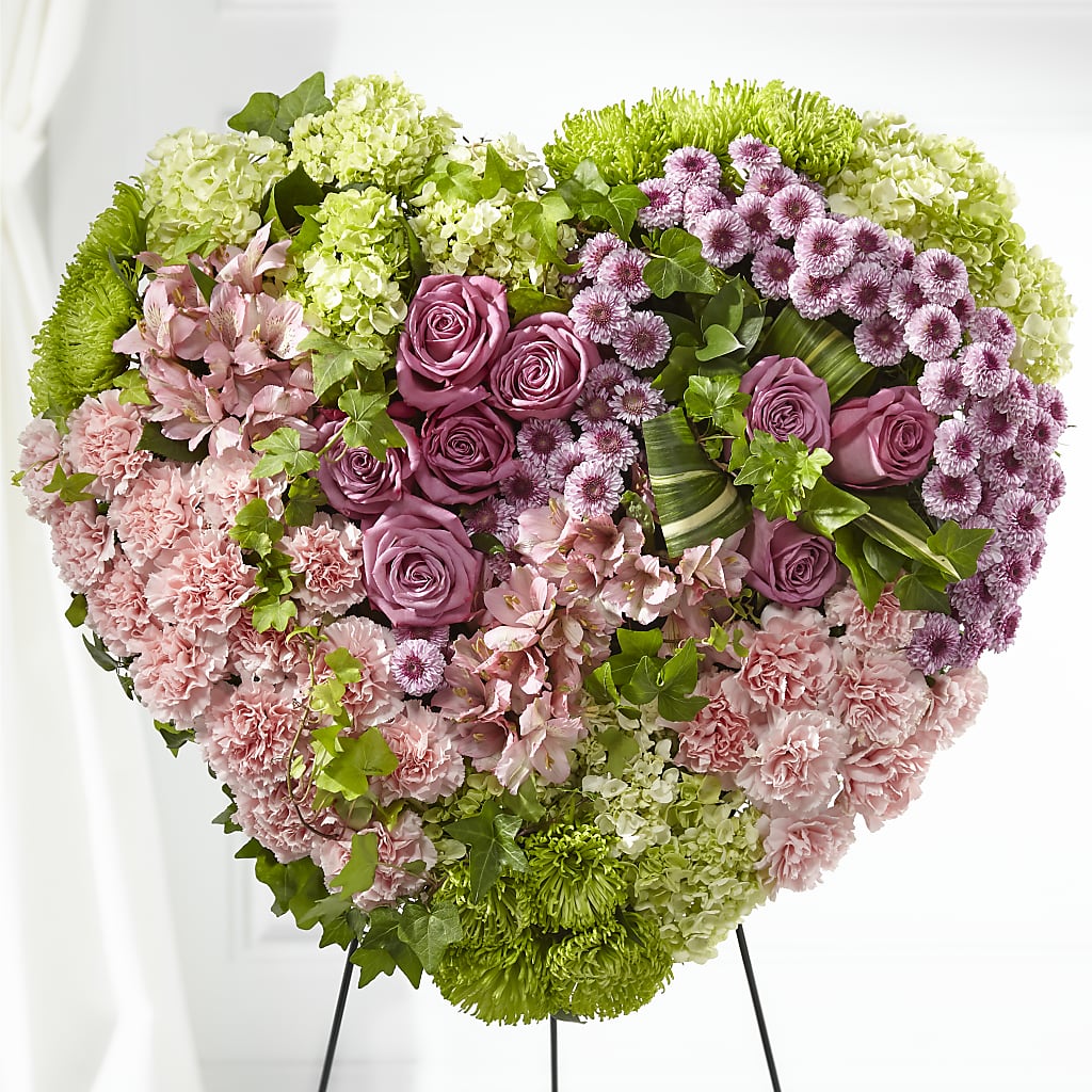 Heartwarming Standing Heart – DAISY'S FLOWER SHOP, Hemet CA
