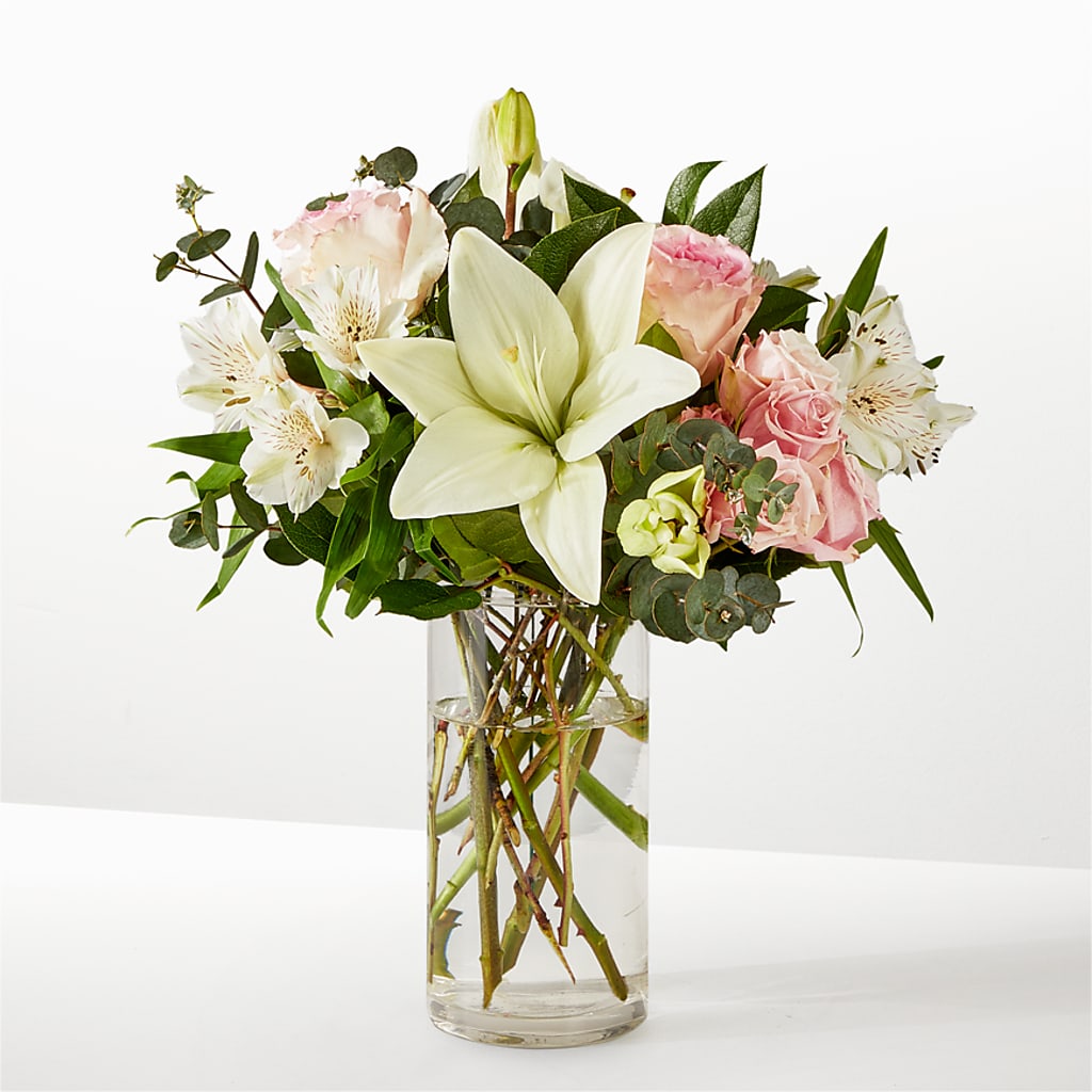 Ballet Slippers Bouquet – DAISY'S FLOWER SHOP, Hemet CA