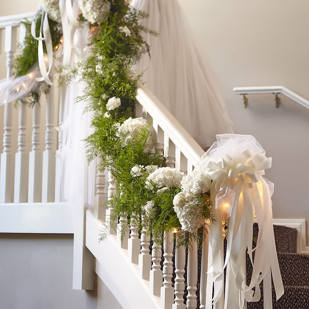 Champagne Dreams Garland – DAISY'S FLOWER SHOP, Hemet CA