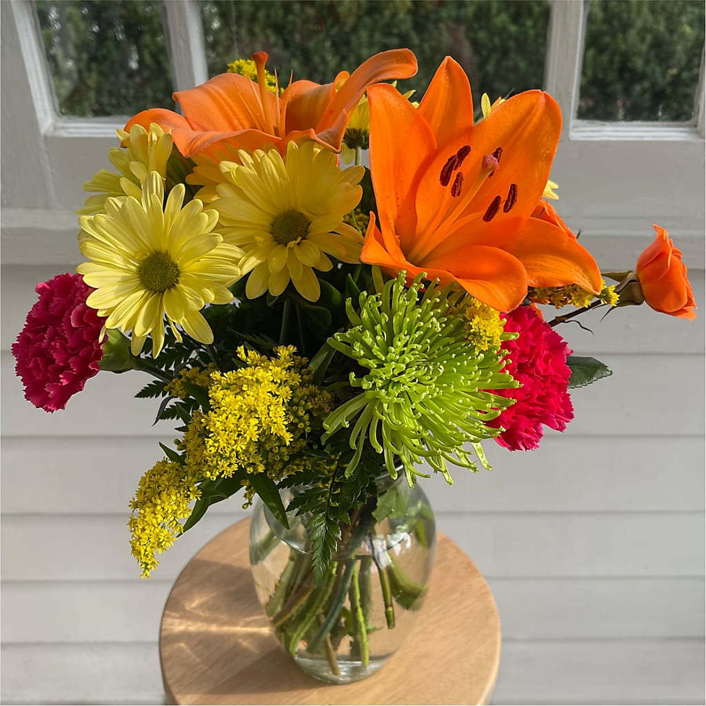 Bold & Bright – A Florist Original – DAISY'S FLOWER SHOP, Hemet CA