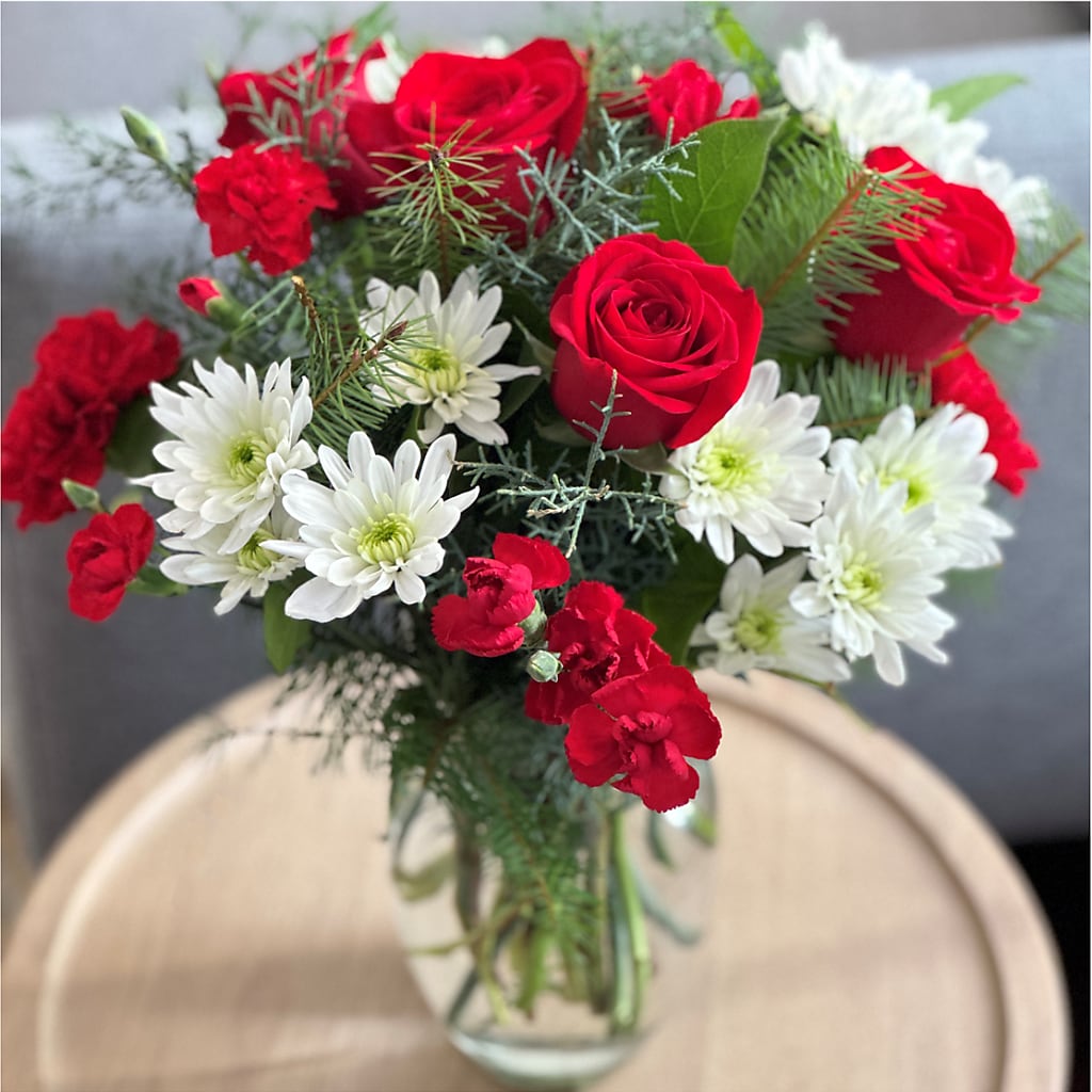 Seasonal Magic Bouquet – DAISY'S FLOWER SHOP, Hemet CA