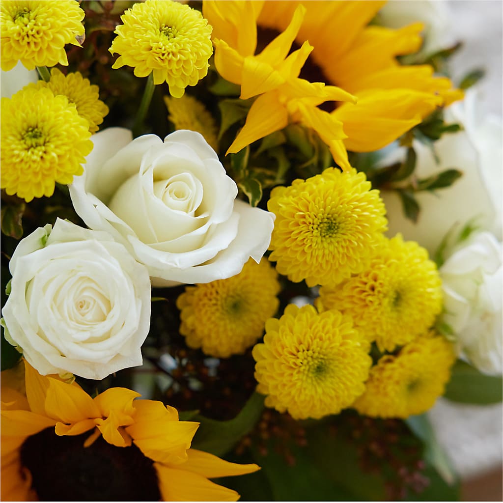 Luminous Morning Bouquet – DAISY'S FLOWER SHOP, Hemet CA