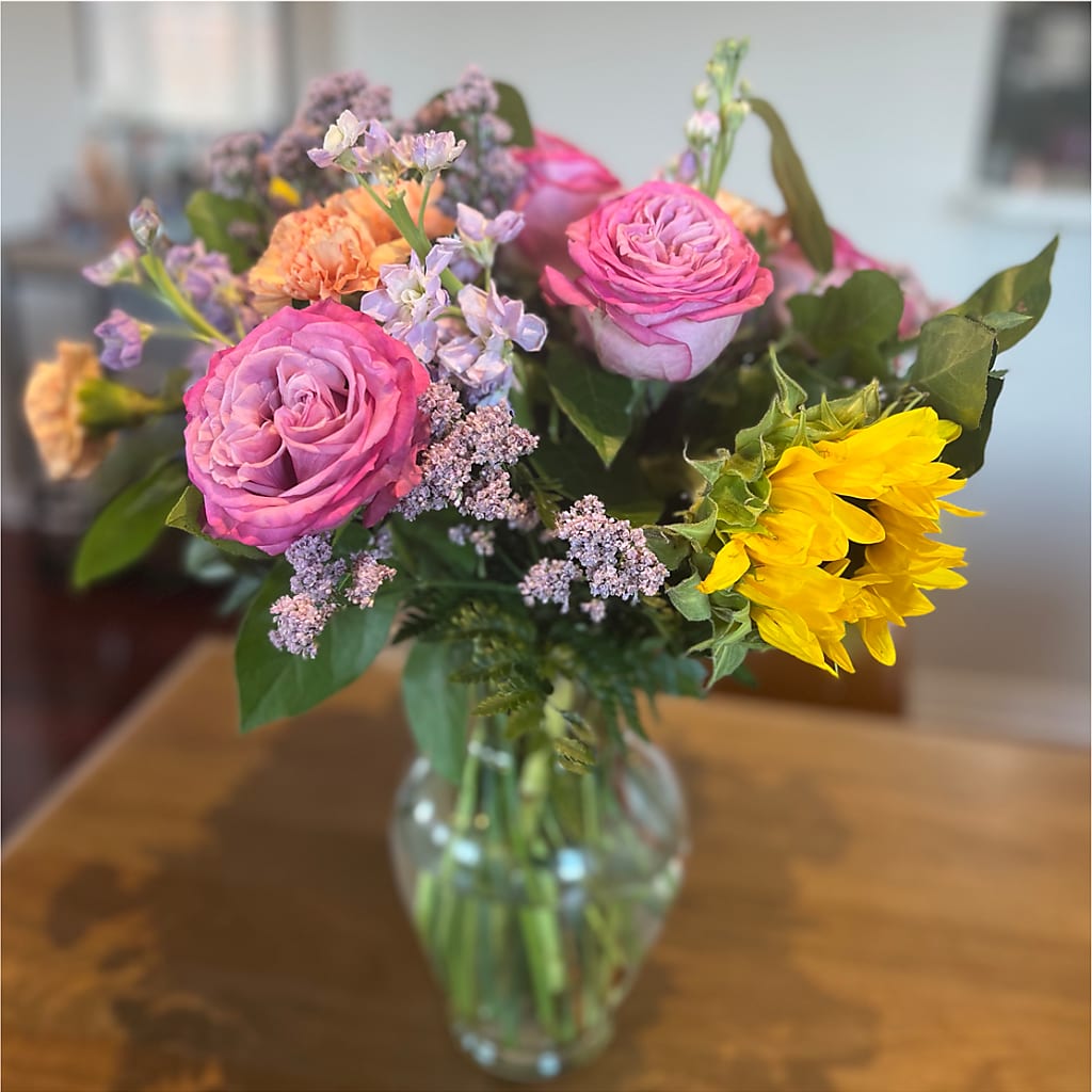 Yellow Brick Road Bouquet – DAISY'S FLOWER SHOP, Hemet CA