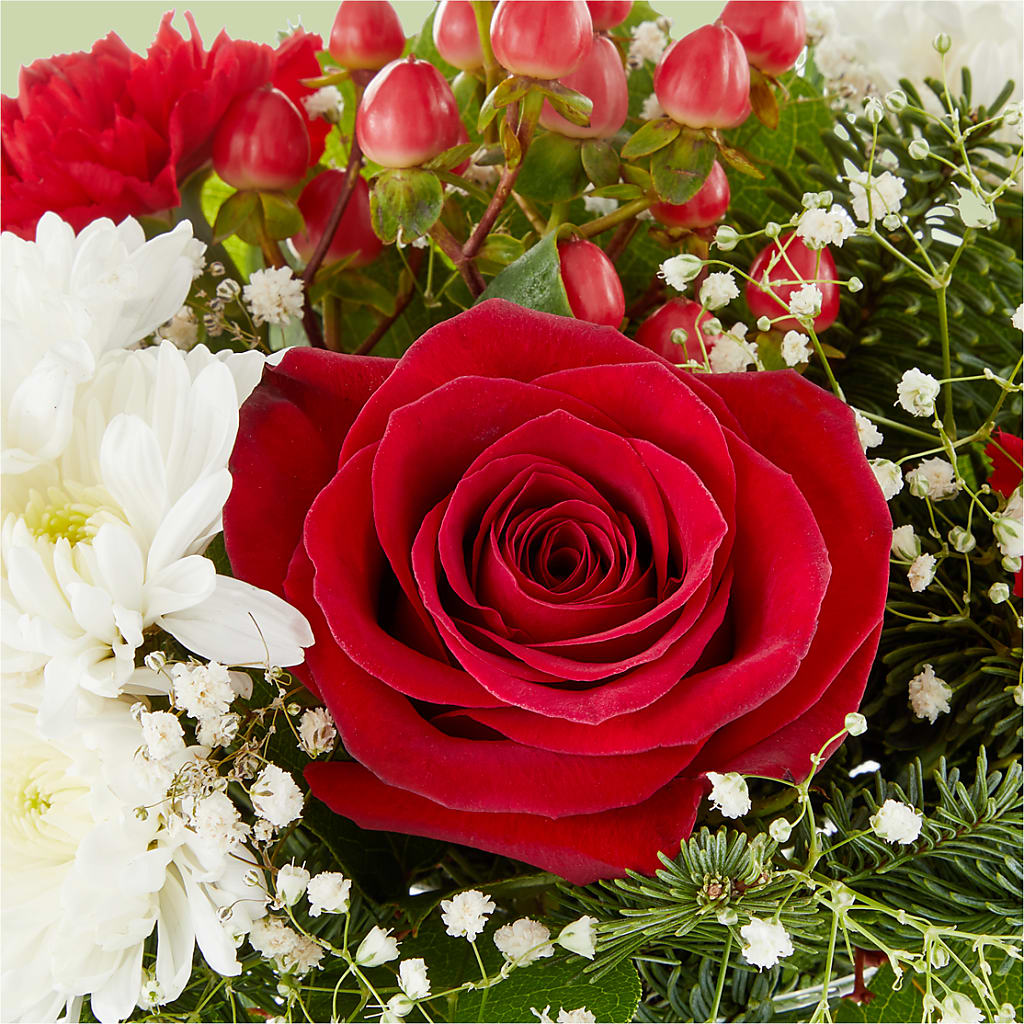 Chance of Flurries Bouquet – DAISY'S FLOWER SHOP, Hemet CA