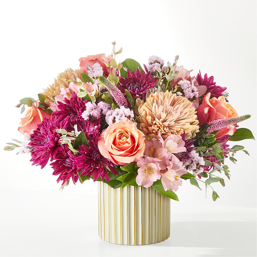 Berry Cobbler Bouquet with Ivory Vase – DAISY'S FLOWER SHOP, Hemet CA