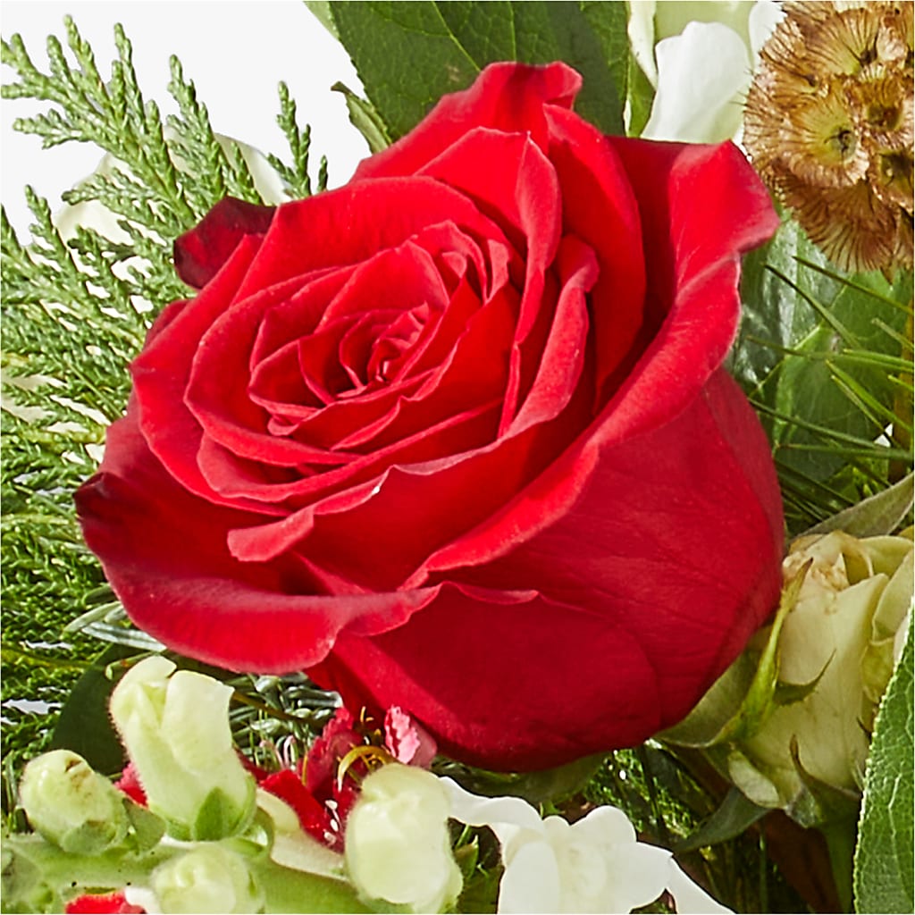Deck the Halls Bouquet – DAISY'S FLOWER SHOP, Hemet CA