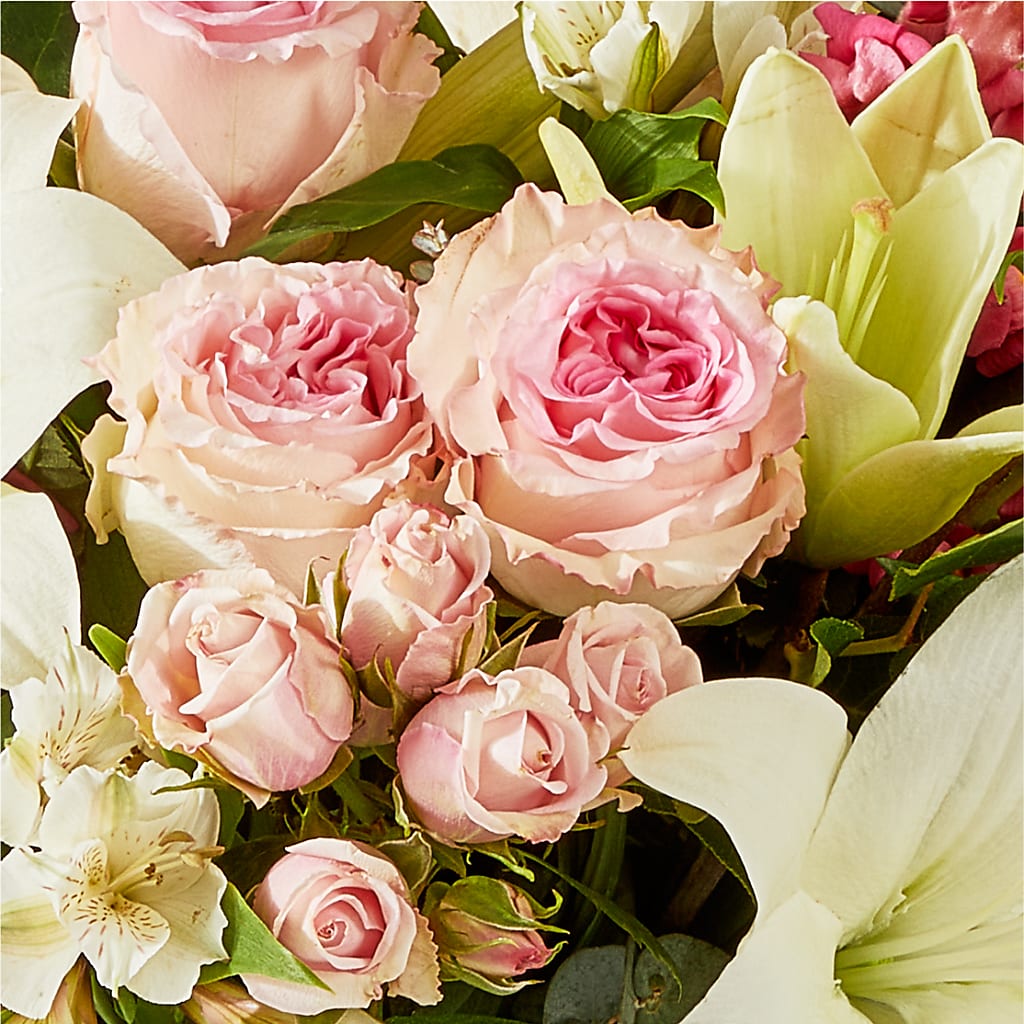 Ballet Slippers Bouquet – DAISY'S FLOWER SHOP, Hemet CA