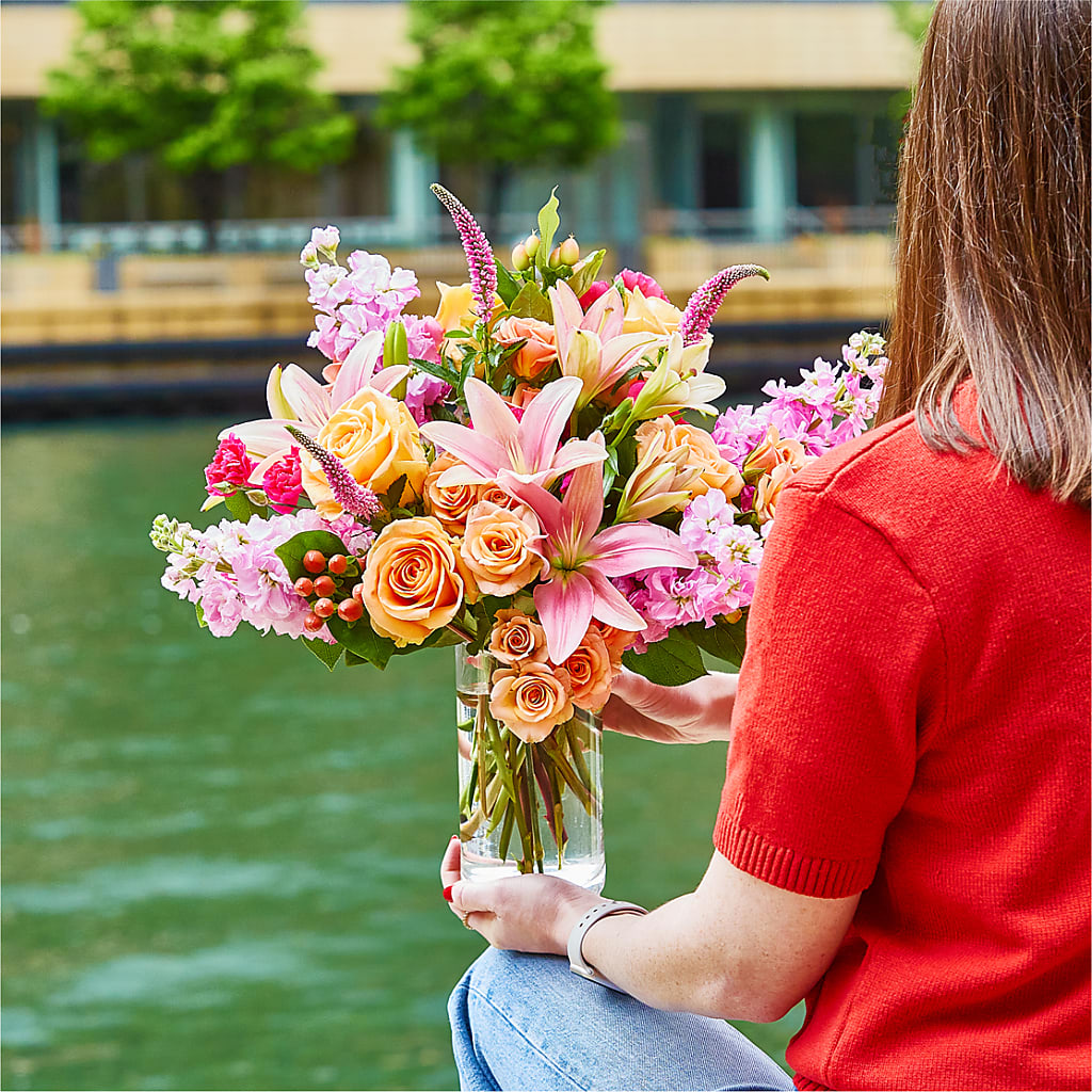 Bisous Bouquet – DAISY'S FLOWER SHOP, Hemet CA