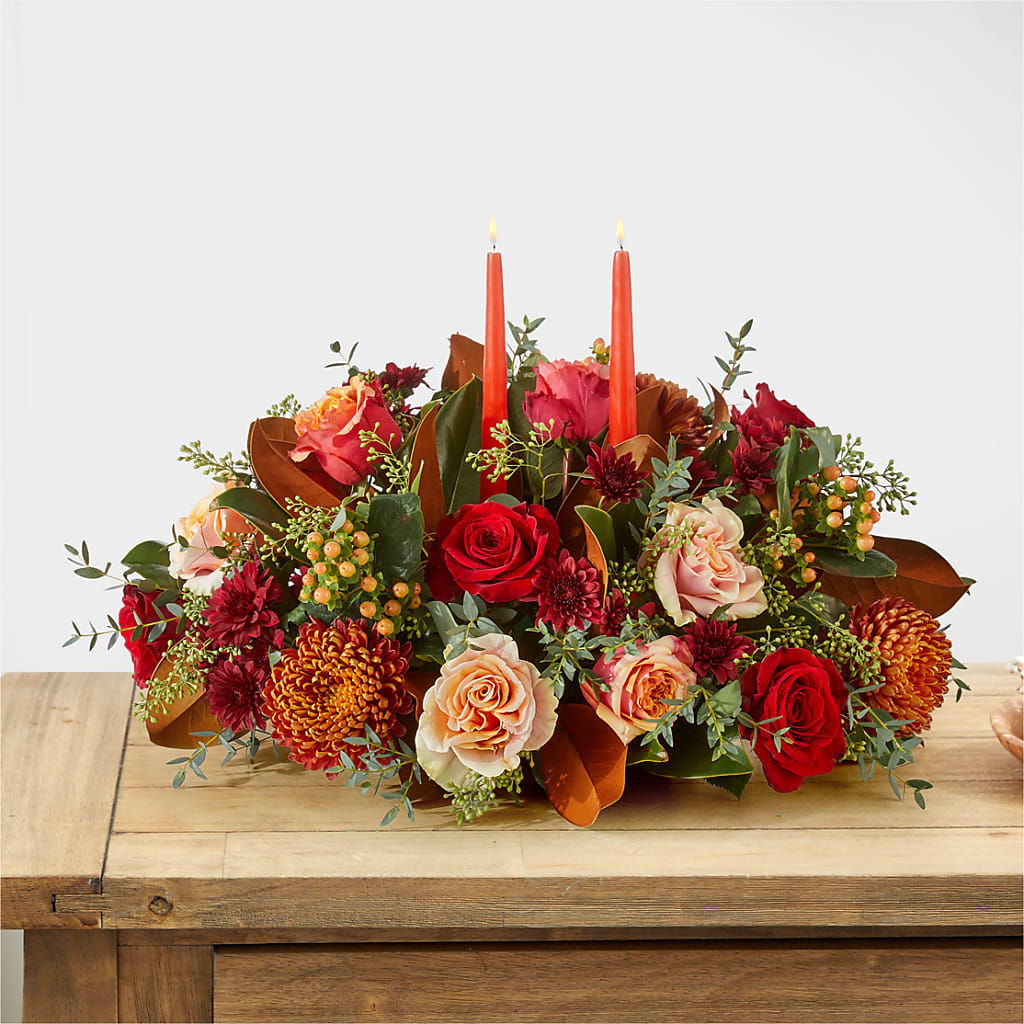 Gather Near Centerpiece – DAISY'S FLOWER SHOP, Hemet CA