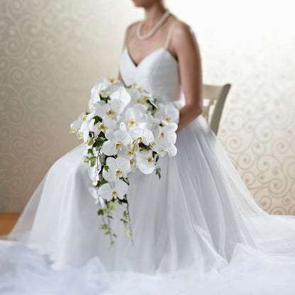 Classic White Bouquet – DAISY'S FLOWER SHOP, Hemet CA