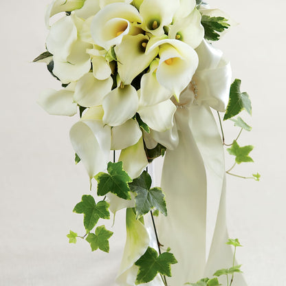 White Chapel Bouquet – DAISY'S FLOWER SHOP, Hemet CA